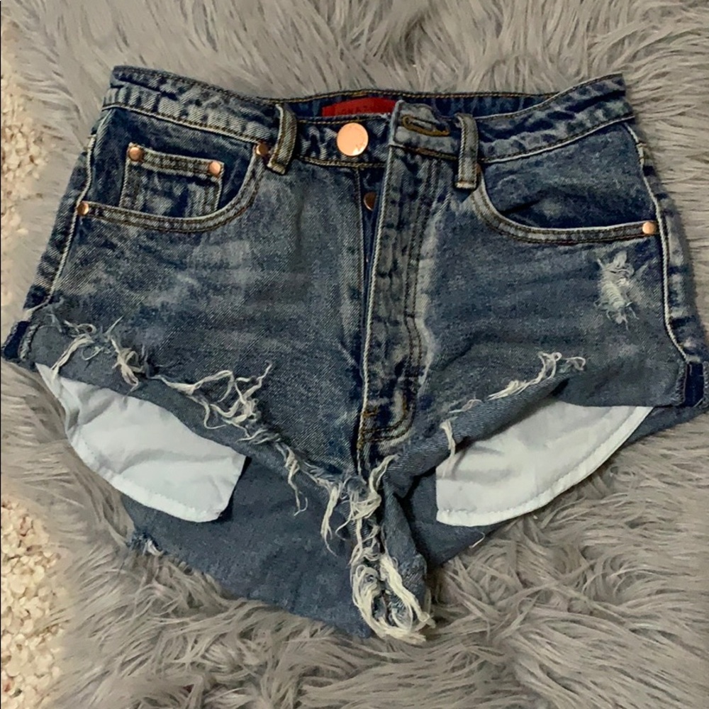 Windsor Signature8 High Rise Jean Shorts